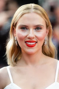 Scarlett Johansson 