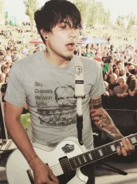 Werewolf Frank Iero