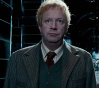 Arthur Weasley 