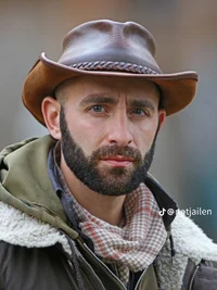 Coyote Peterson 
