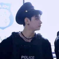 Bang Chan - cop