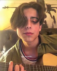 Aidan Gallagher 