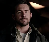 Barry sloane 