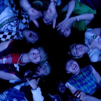 Stray Kids