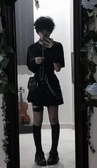 Bully femboy