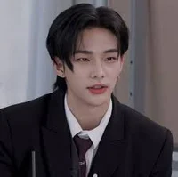 Hwang Hyunjin