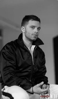 Sebastian Stan 