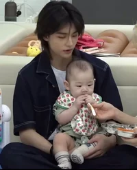 Hyunjin Father