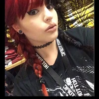 Hot topic employee