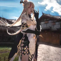 Cosplayer Ningguang
