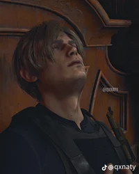 RE4 Leon Kennedy 
