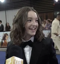 Bella Ramsey 