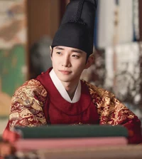 Yi san