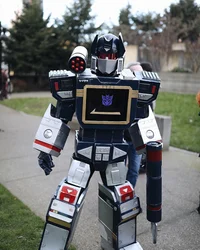 Cosplayer Soundwave