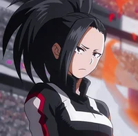 Momo yaoyorozu