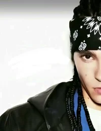 Tom Kaulitz - urgent