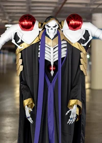 Cosplayer Ainz 