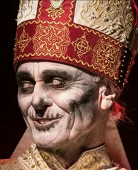 Papa Emeritus 0
