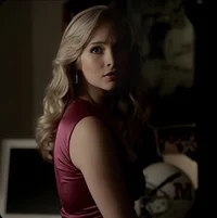 S1 Caroline Forbes