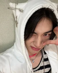 ComfyBF_HwangHyunjin