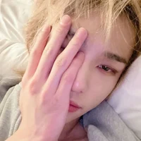 hwang hyunjin