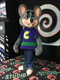 robot chuck e cheese
