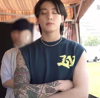 Jungkook hermanastro