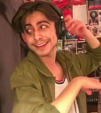 AIDAN GALLAGHER 