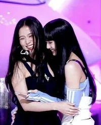 Lisa y jisoo