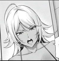 Wife Makoto Hayakawa