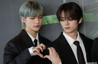 hyunjin and minho