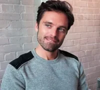 Sebastian Stan 