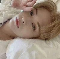 Boyfriend Lee know
