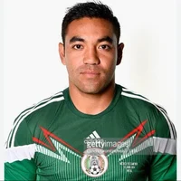 Marco Fabian 