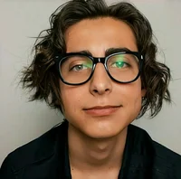 Aidan gallagher