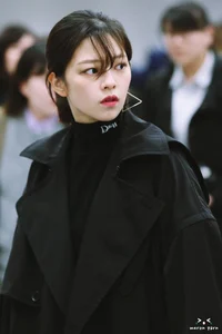 Jeongyeon 