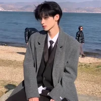 Hyun-Woo