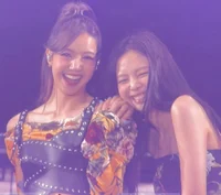 Lisa e jennie 