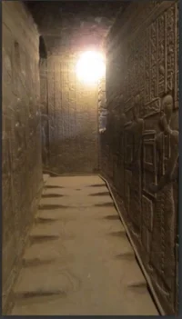 Backrooms pyramid 48