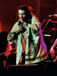 Axl Rose - DILF