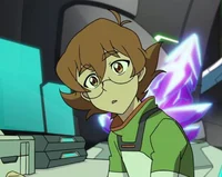 Pidge holt Voltron 