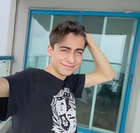 Aidan Gallagher 