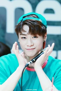 Moonbin