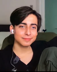 Aidan gallagher