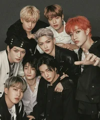 Stray Kids