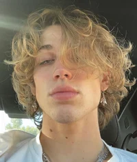 Vinnie Hacker