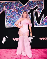 Double Nicki minaj