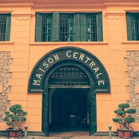 Hoa Lo Prison