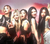 ITZY - poly - WLW