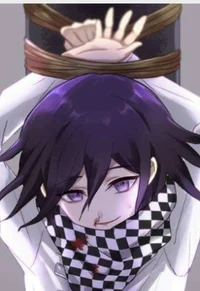 Kokichi amarrado